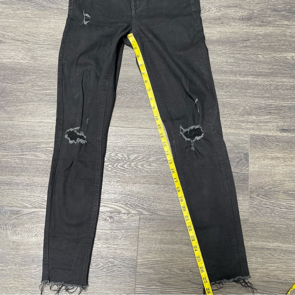 Celebrity Pink Woman's Distressed Black Skinny Jeans Size 25 - Picture 5 of 8